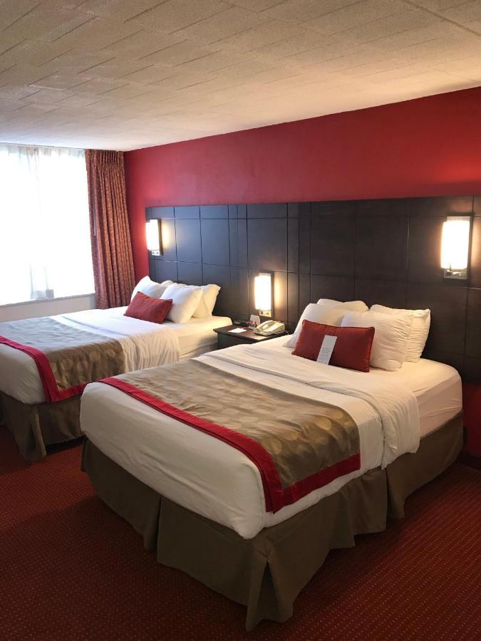 Hotel Ramada By Wyndham 3*