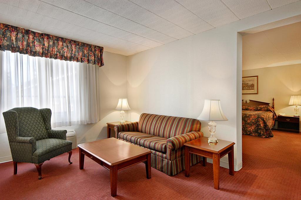 Ramada By Wyndham Ligonier