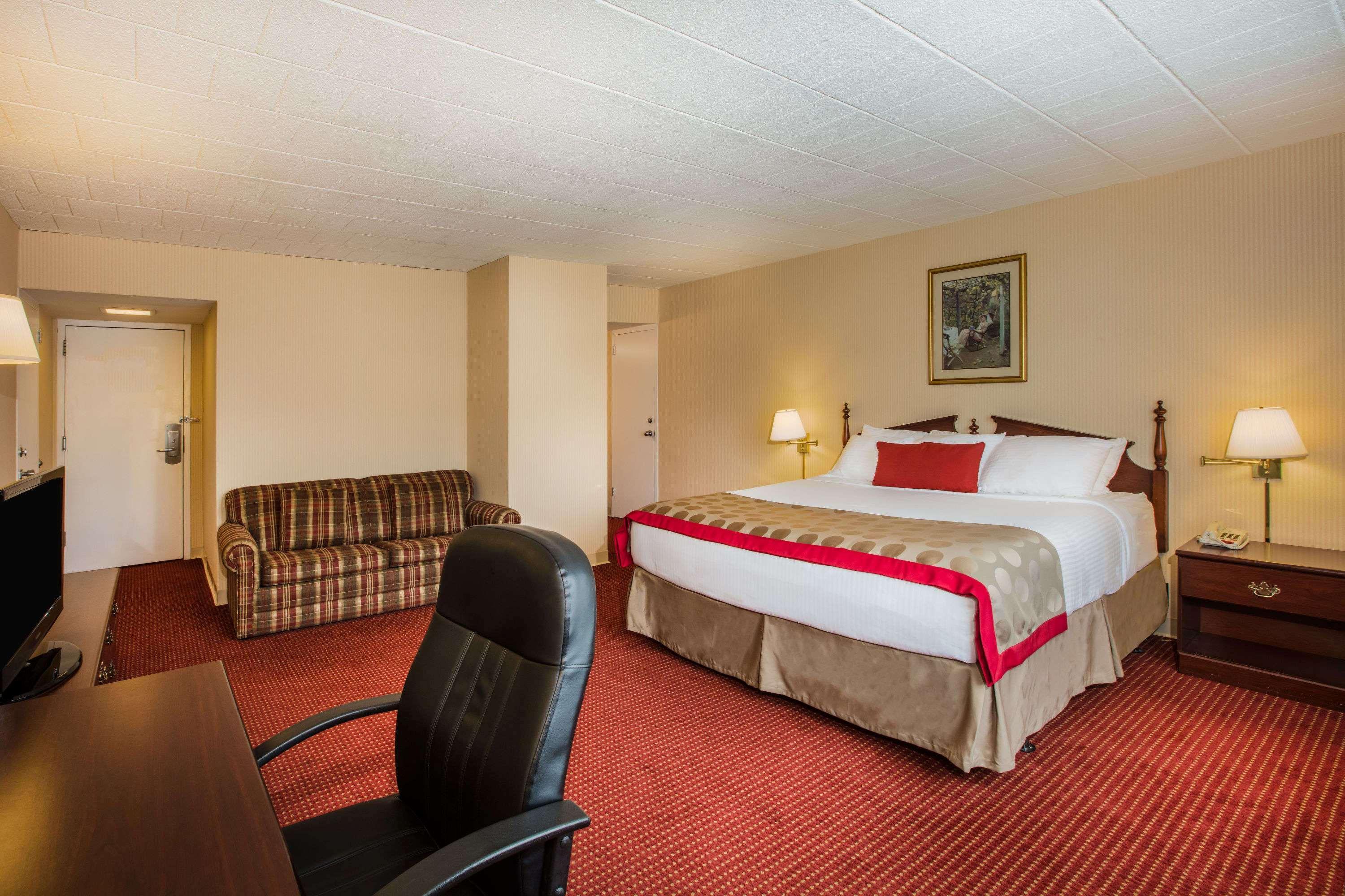 Ramada By Wyndham 3*