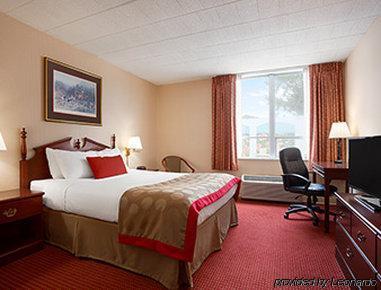 Hotel Ramada By Wyndham Ligonier