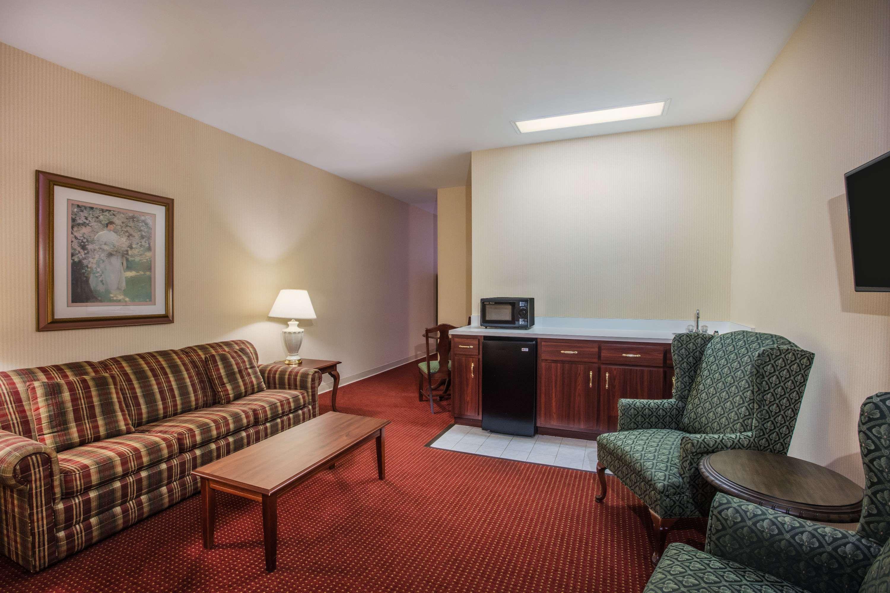 Ramada By Wyndham 3* Ligonier