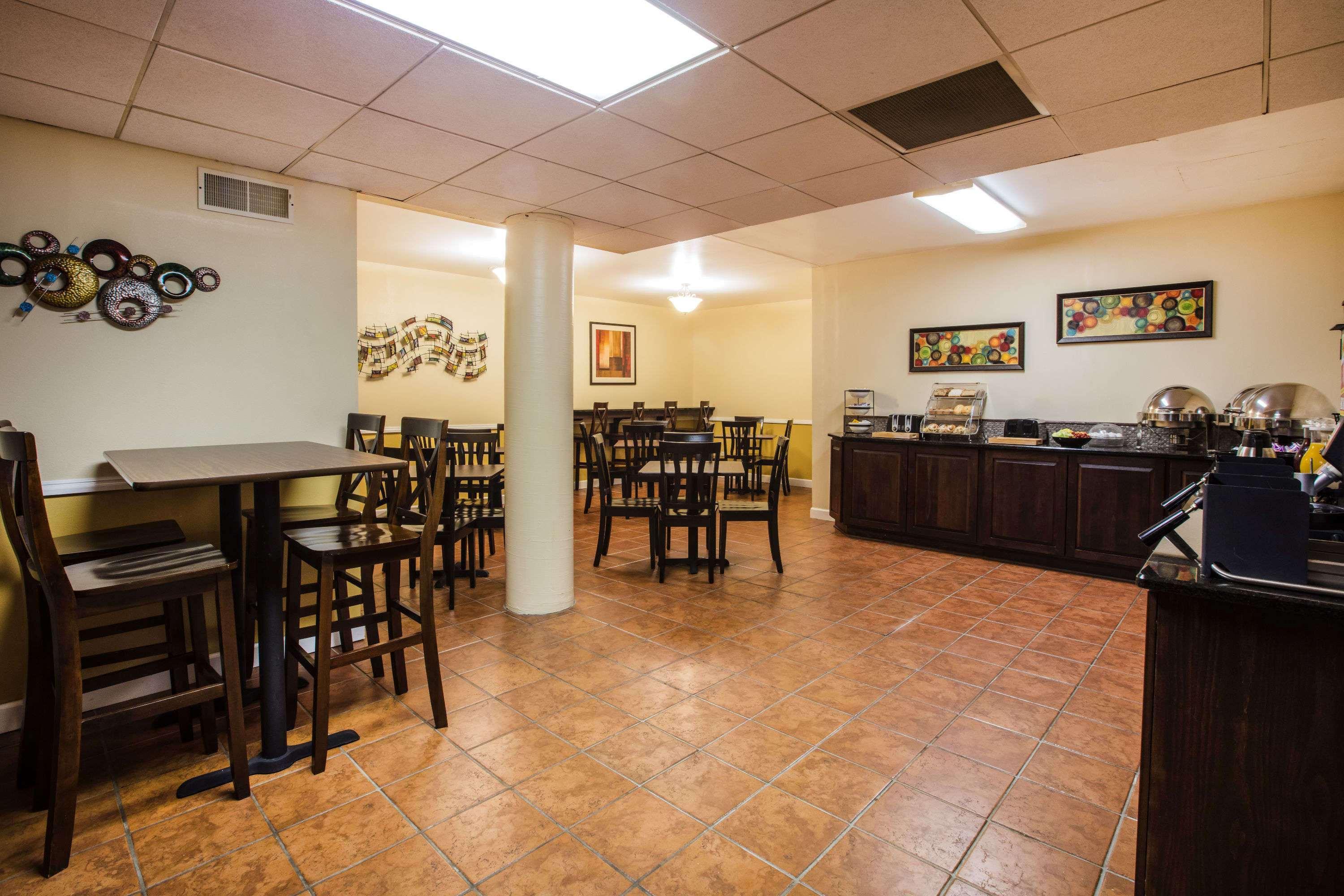 Ramada By Wyndham